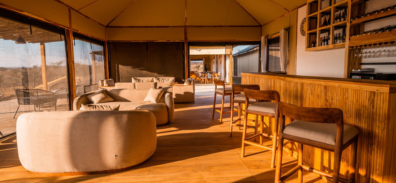 Bushland Luxury Camp | Luxury Safari Camp in Central Serengeti