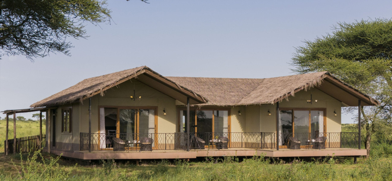 Luxury accommodation at Serengeti Sametu Camp